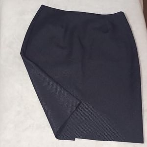 🆕️NWOT Pinstripe pencil skirt